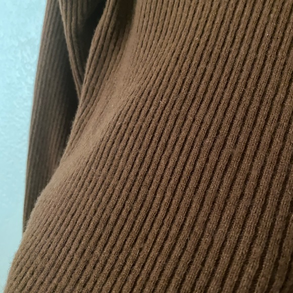 Reformation Hart Cashmere Sweater - Picture 4 of 5